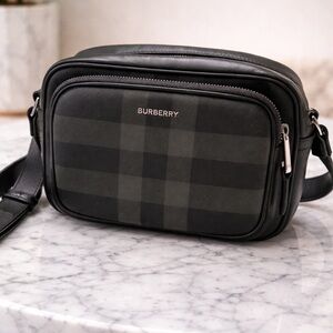 Burberry paddy bag